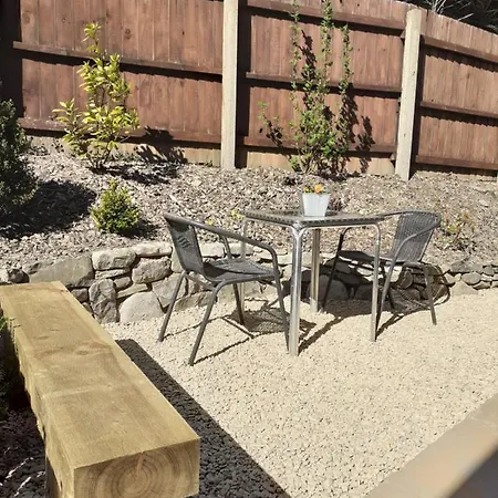 2 Bear Barns Villa Rhayader Exterior photo